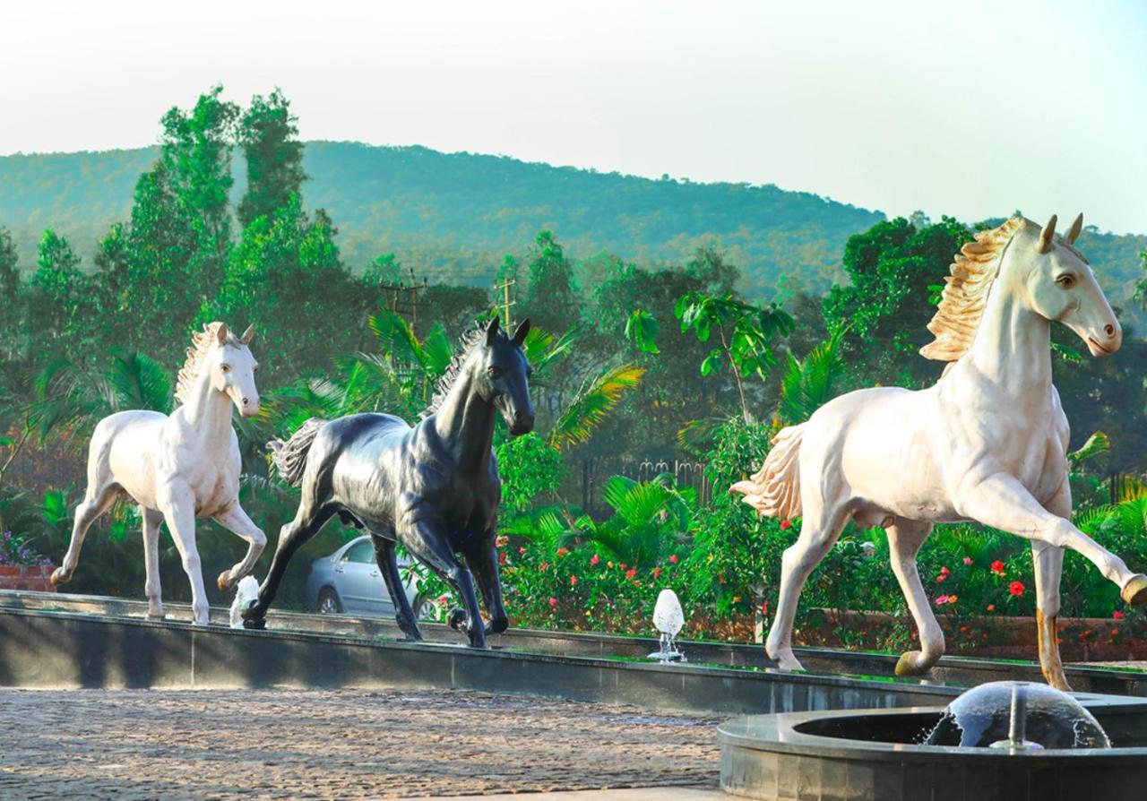 Regenta Resort Belagavi Exterior foto