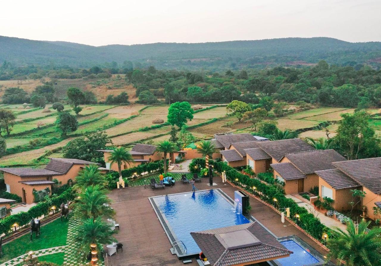 Regenta Resort Belagavi Exterior foto