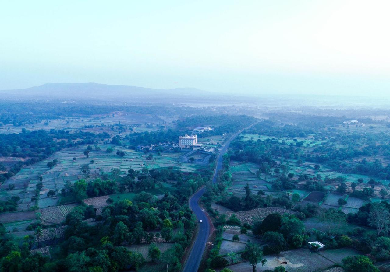 Regenta Resort Belagavi Exterior foto
